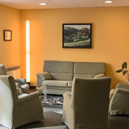 Pensio La Creu Hotel Esterri d'Àneu Kültér fotó