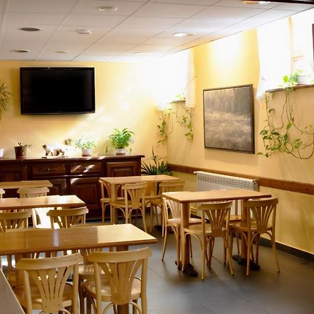 Pensio La Creu Hotel Esterri d'Àneu Kültér fotó